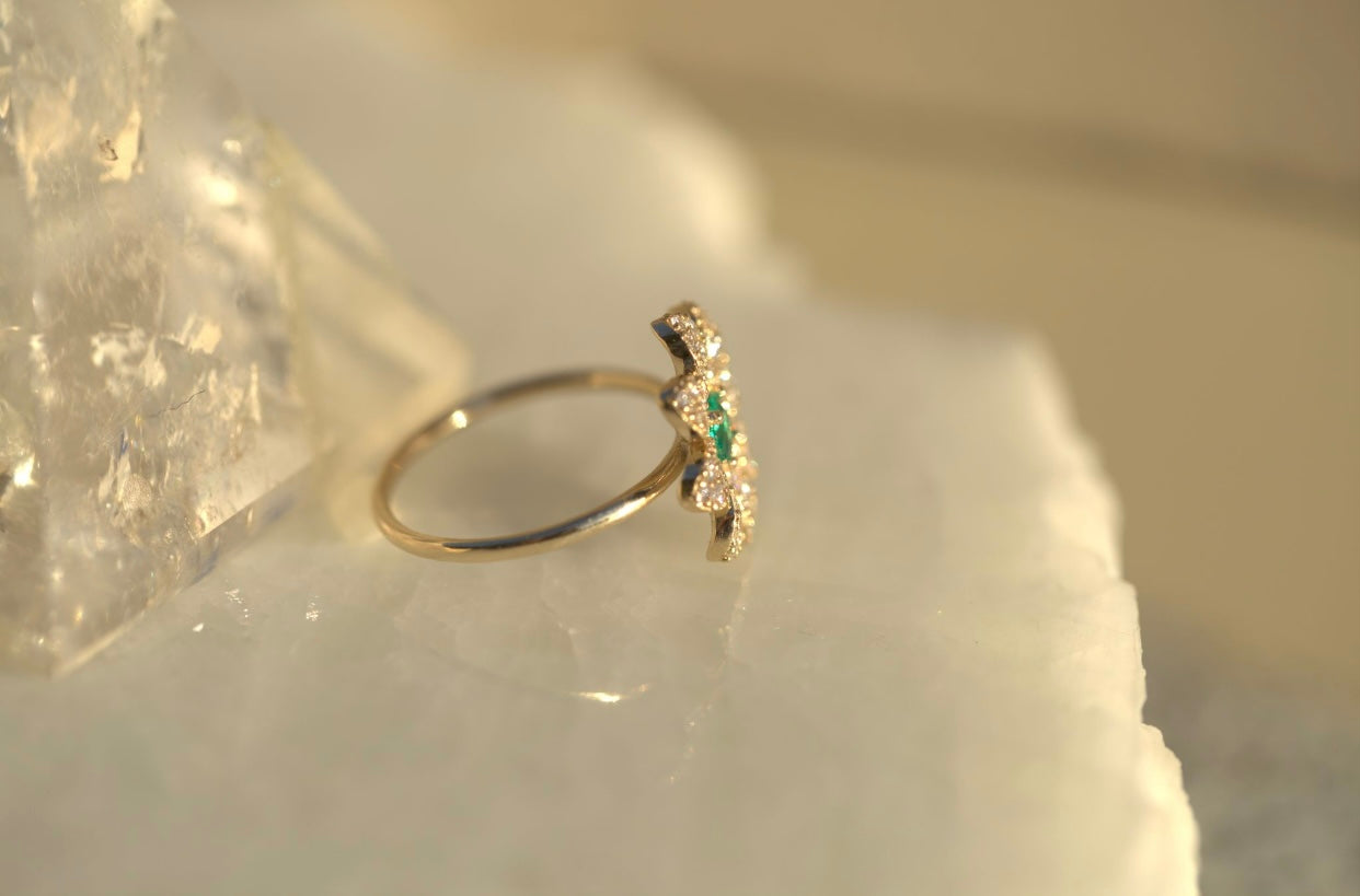 Daisy Emerald & Diamond Ring