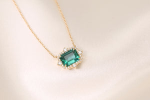 Emerald Art Deco Diamond Necklace