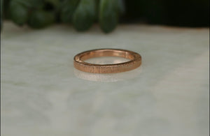 Mens Textured Thin Band