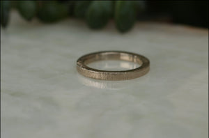 Mens Textured Thin Band