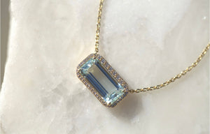 11ct Aquamarine & Diamond Necklace