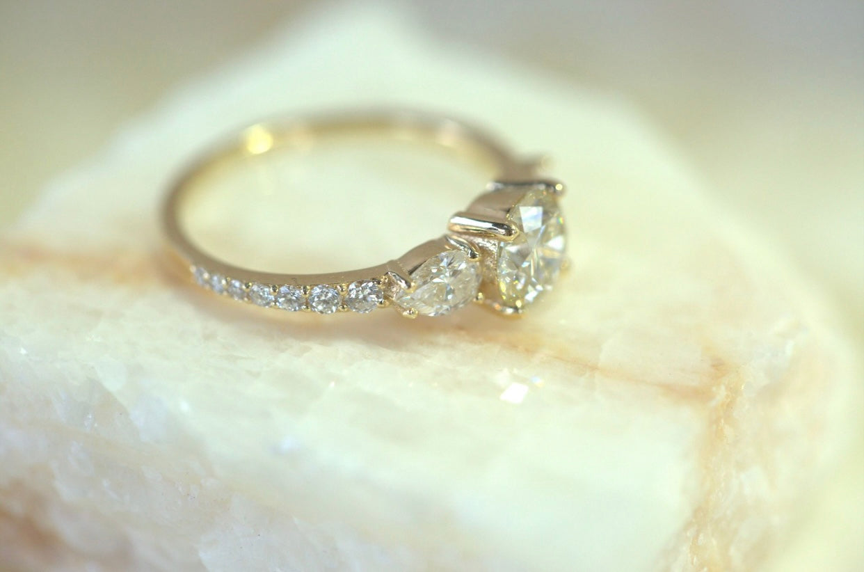 1.24CT Diamond with Pear Side Diamonds Engagement Ring