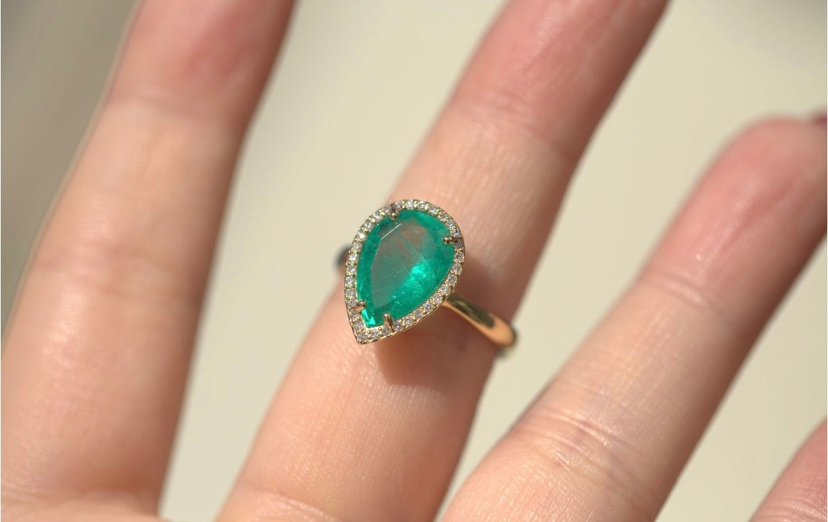 Pear Emerald & Diamond Ring